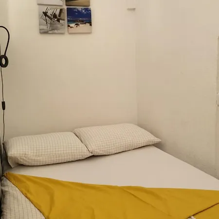 Minerva 242 Apartment